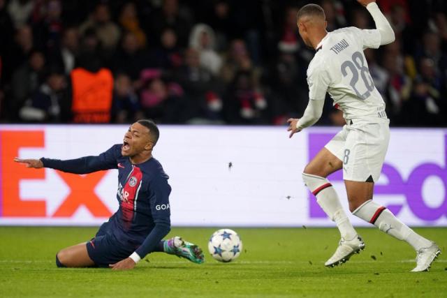 découvrez l'incroyable parcours d'azmoun, l'attaquant talentueux ayant brillé à dubaï avant de rejoindre leverkusen. suivez son ascension au sein du football européen et son impact sur le terrain.