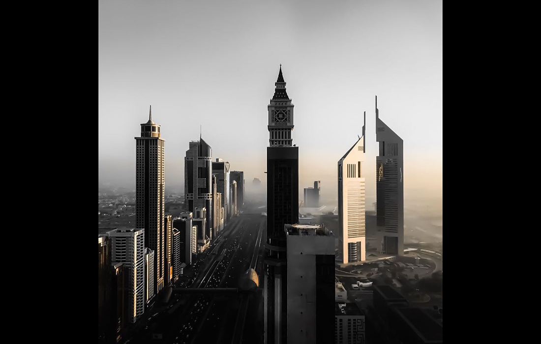découvrez dubaï, le véritable paradis des millionnaires où luxe, modernité et opportunités d'investissement se rencontrent. plongez dans une ville où chaque coin de rue respire la richesse et l'exclusivité, des malls aux restaurants étoilés, tout y est conçu pour séduire les plus exigeants.