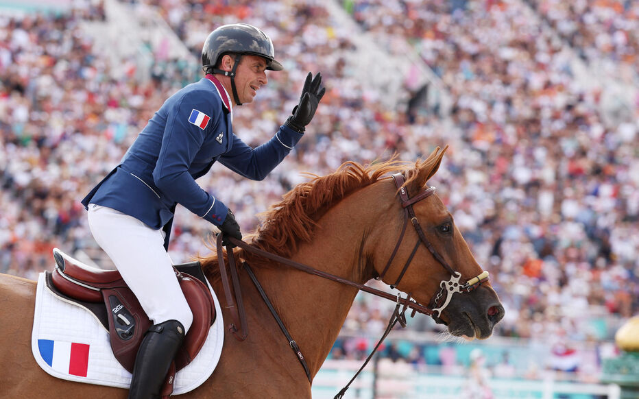 découvrez la majestueuse jument de dubaï qui brillera aux jo 2024. plongez dans l'univers fascinant de l'équitation et suivez les exploits de ce cheval d'exception dans cette compétition tant attendue.