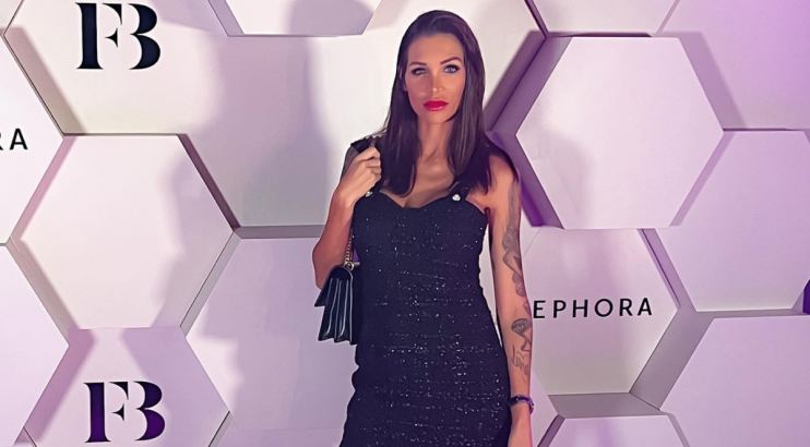 découvrez les réflexions de julia p. sur son expérience à dubaï : un voyage empreint de regrets, d'opportunités manquées et de leçons de vie. plongez dans ses récits et apprenez des enseignements précieux sur cette métropole fascinante.