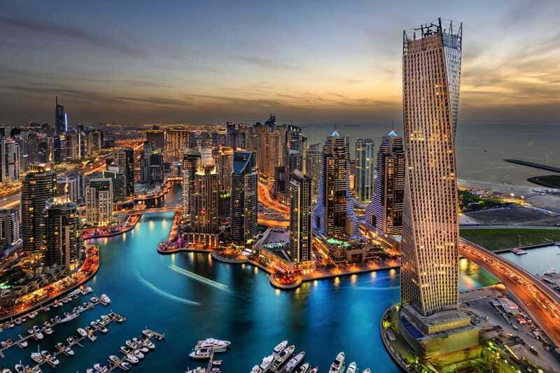 Pourquoi tout le monde parle-t-il d’investir dans l’immobilier à Dubaï en 2023 ?