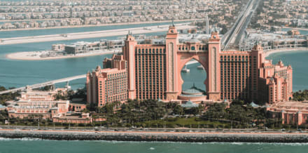 découvrez l'événement unique 'émotion remise maillots' à dubaï, où la passion du sport et le style se rencontrent. rejoignez-nous pour célébrer l'esprit sportif et offrir une seconde vie à vos maillots dans une ambiance festive et chaleureuse.