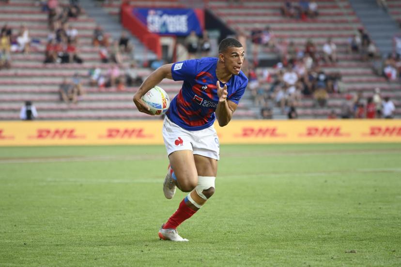 découvrez l'aventure exceptionnelle des bleus de rugby à 7 à dubaï, où passion et performance se rencontrent sur le terrain. suivez leur quête de victoire dans ce tournoi prestigieux et vivez les moments forts de cette compétition palpitante.