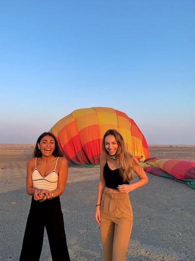 découvrez axelle bonnemaison, une figure emblématique à dubaï, qui allie passion et expertise pour offrir des expériences inoubliables. plongez dans son univers fascinant et laissez-vous inspirer par ses projets innovants et son atmosphère dynamique.