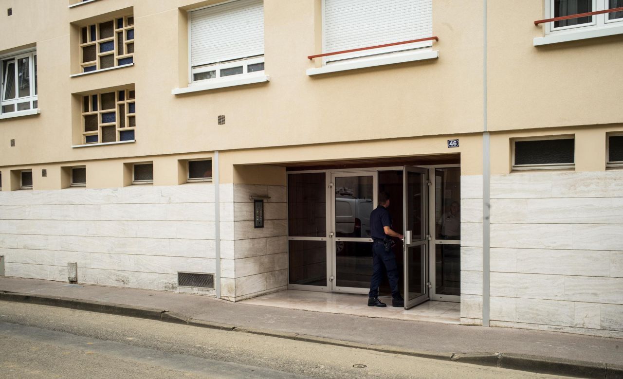 découvrez les détails de la séquestration au mans, une affaire marquante qui a choqué la région. plongez dans les témoignages, les enquêtes et les implications de cet événement troublant.